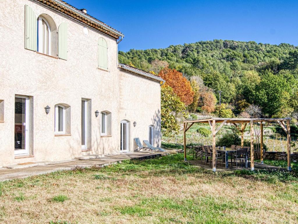 Holiday Home Saint-Michel by Interhome