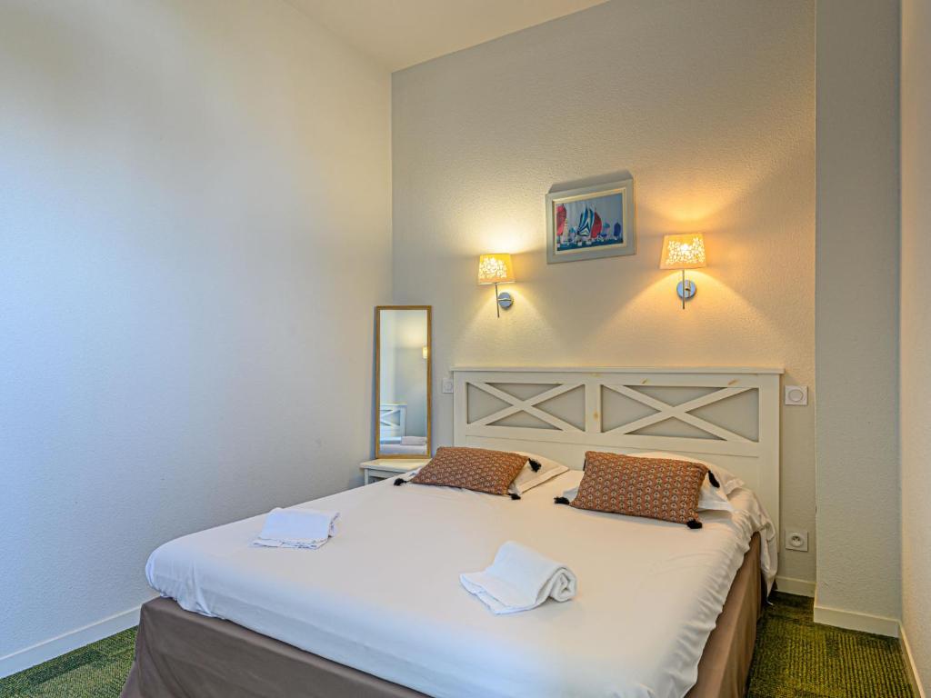 Apartment Le Château de Kergonano-12 by Interhome photo 4