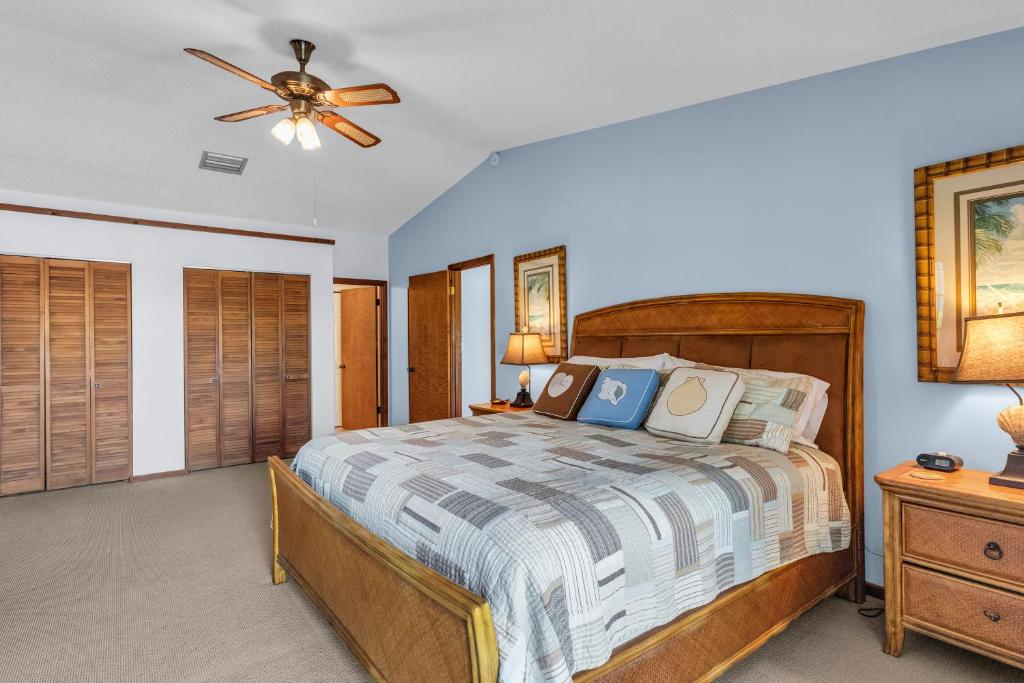 Harbor House photo 2