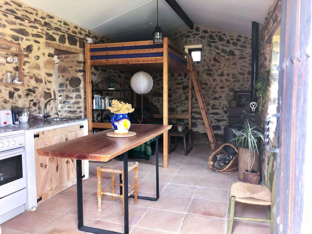 Casita de piedra photo 4