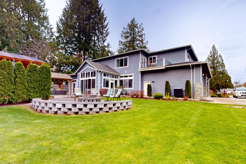 Marysville Modern Oasis photo 1