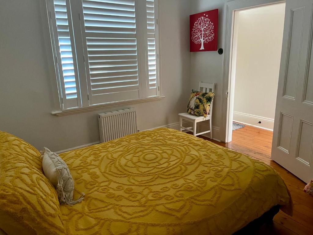 Lovely Victorian Terrace - Entire home photo 3