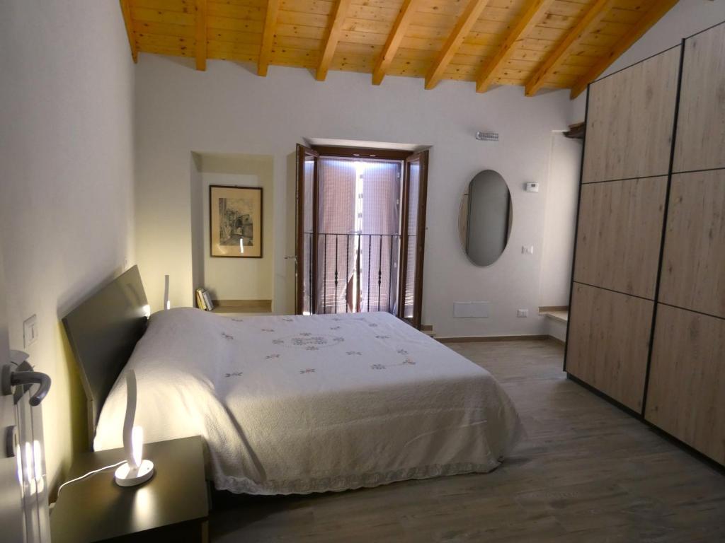 SCAPPO IN UMBRIA, Vicoletto
