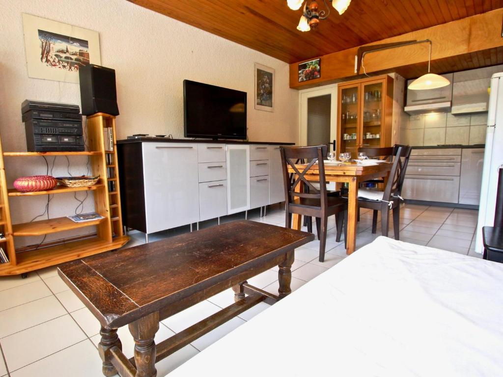 Appartement Chamrousse, 2 pièces, 4 personnes - FR-1-549-69 photo 3