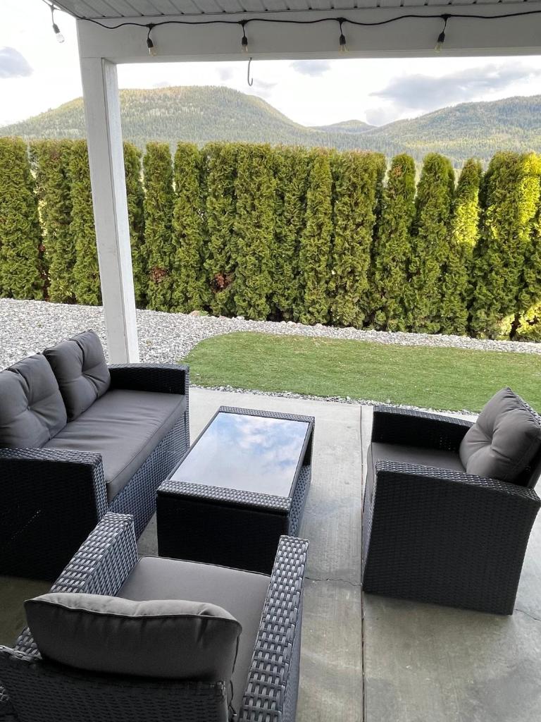 Relaxing 3 bedroom suite, near Silver Star Resort photo 3