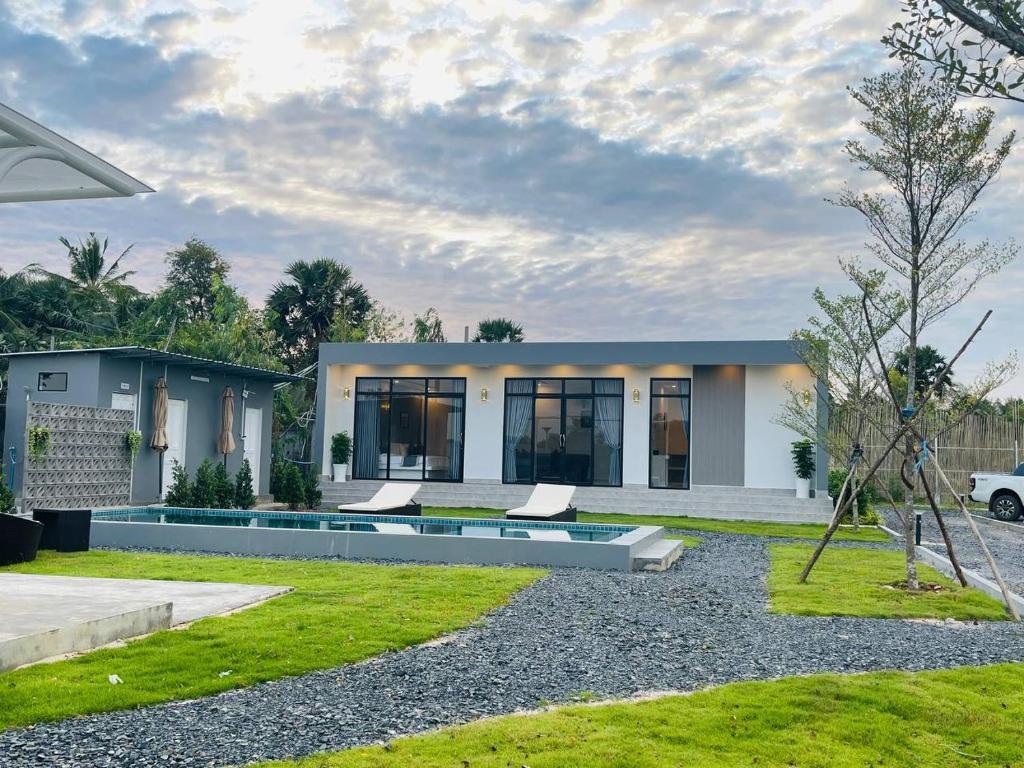 The Square Residence photo 3