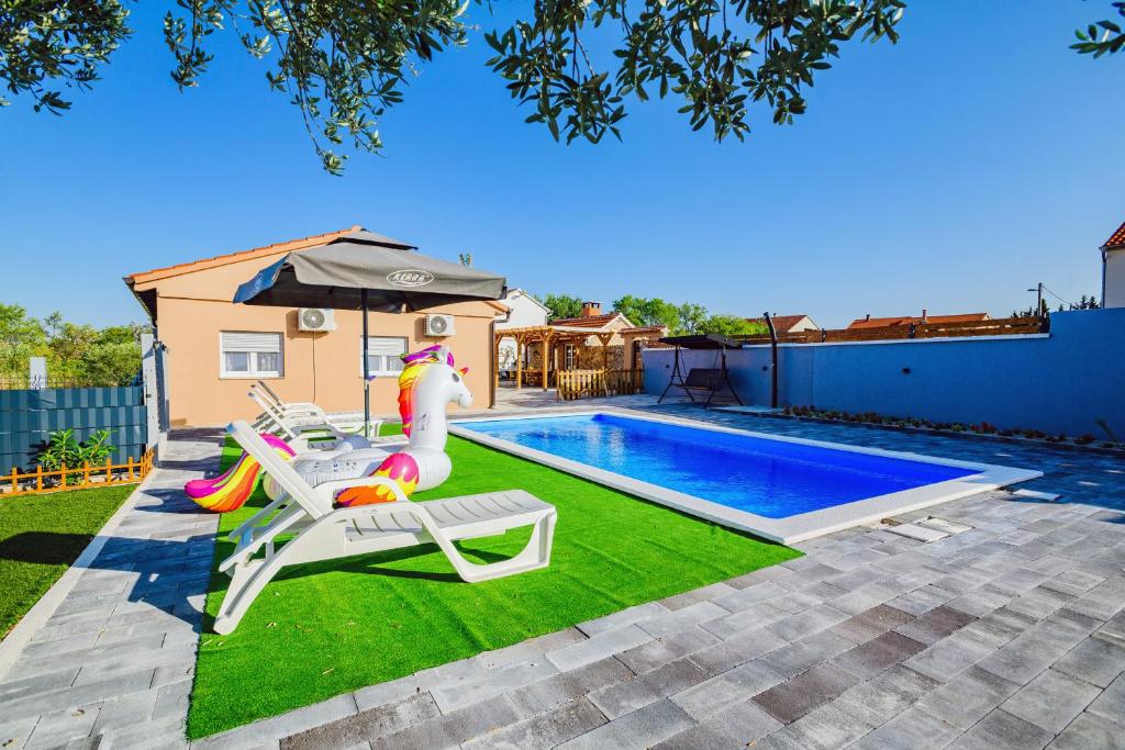 Holiday home Antonio with pool photo 4