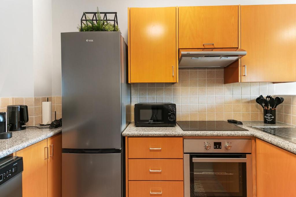 Phaedrus Living Modern Heights Luxury Townhouse photo 1