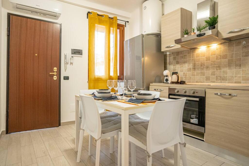 Like at Home- Novate MI - parcheggio privato gratuito photo 2