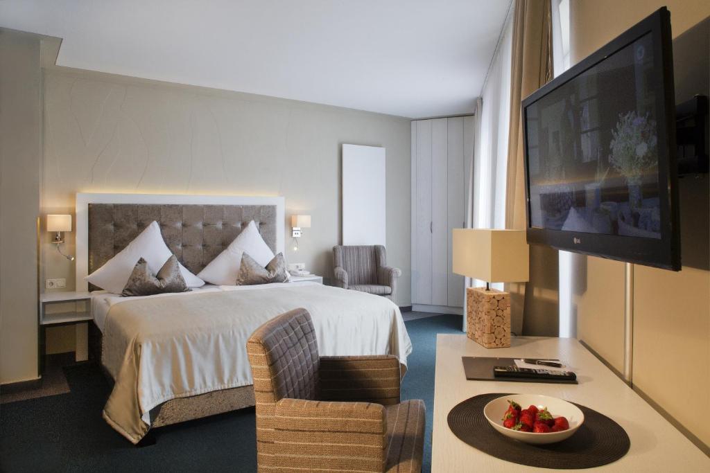 HafenHotel PommernYacht photo 3