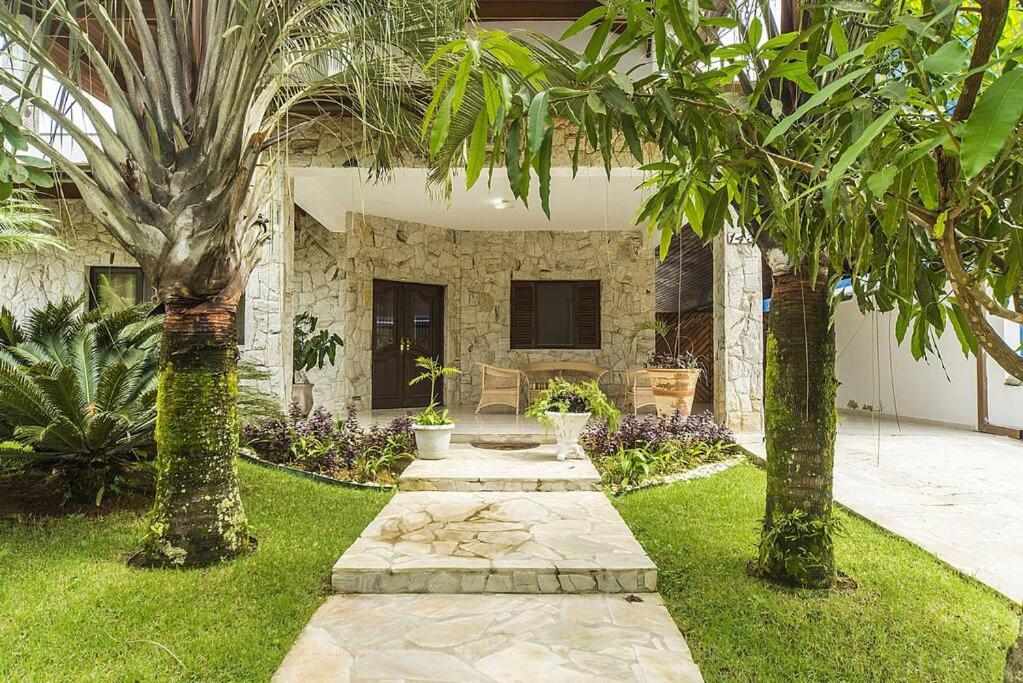 Casa confortável e ampla com piscina e bilhar! photo 2
