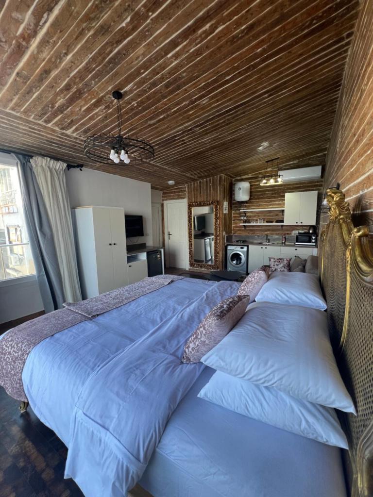 Sea View Cabin