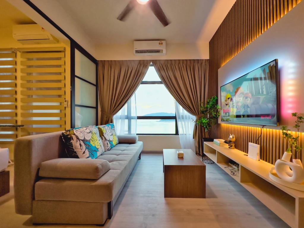 #12 Jesselton Quay City Pads Seaview by Zeluxo photo 2