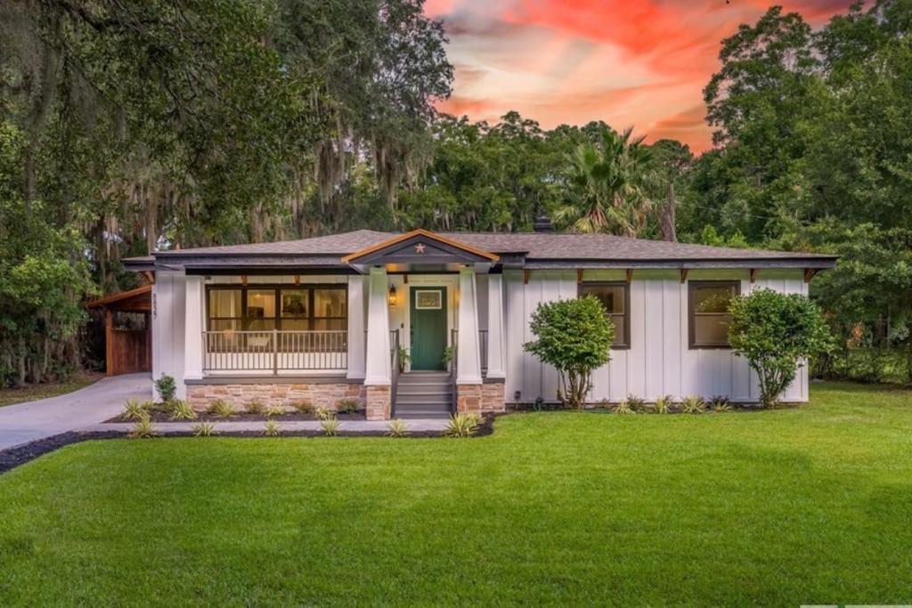 Luxury Savannah Retreat Heated Pool and Pet Friendly image