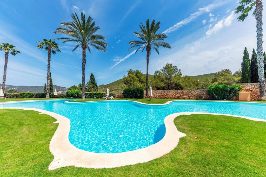 Ibiza urbanización Roca Llisa