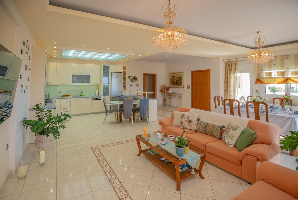 Apple home Detached house in sunny Ierapetra photo 1