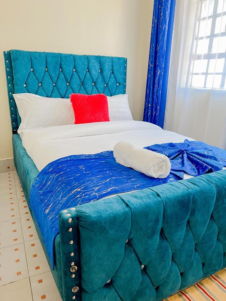 Cabre Apartments - Vibrant Haven photo 2