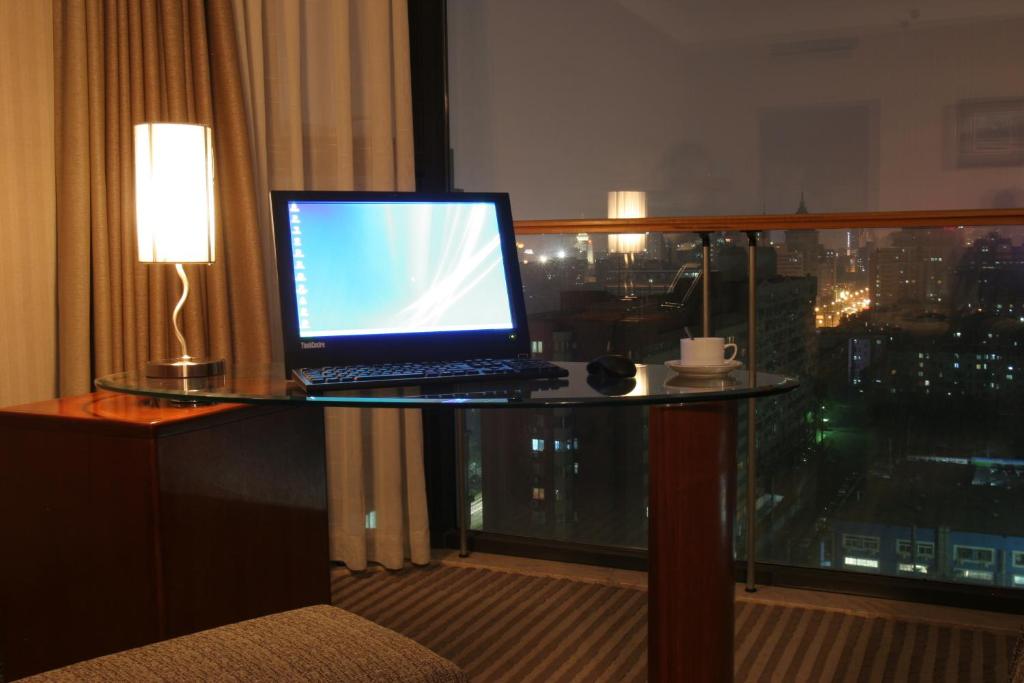 Двухместный (Двухместный номер бизнес-класса с 1 кроватью), Jingbin Hotel