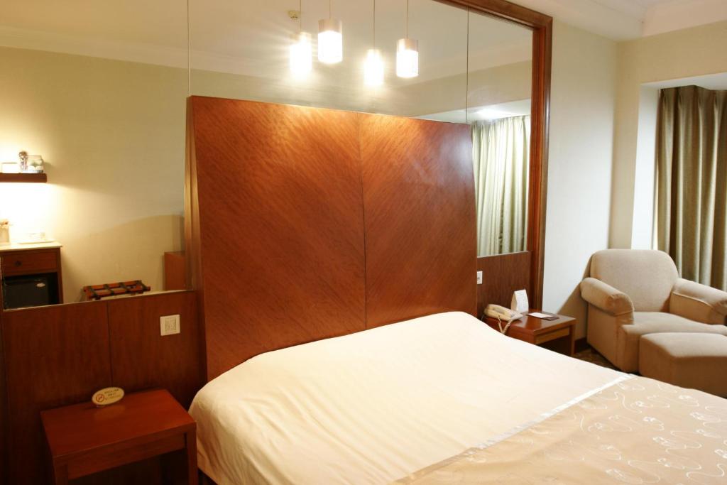 Двухместный (Двухместный номер бизнес-класса с 1 кроватью), Jingbin Hotel
