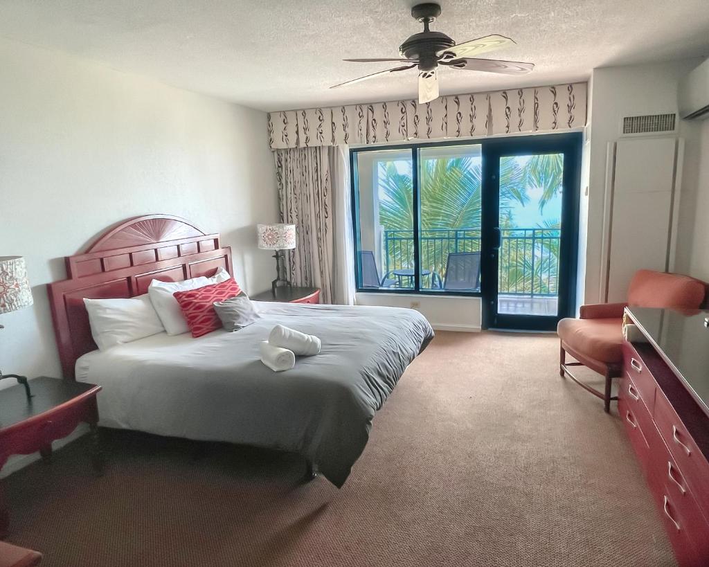 Two-bedroom Oceanfront Penthouse at Rio Mar photo 4