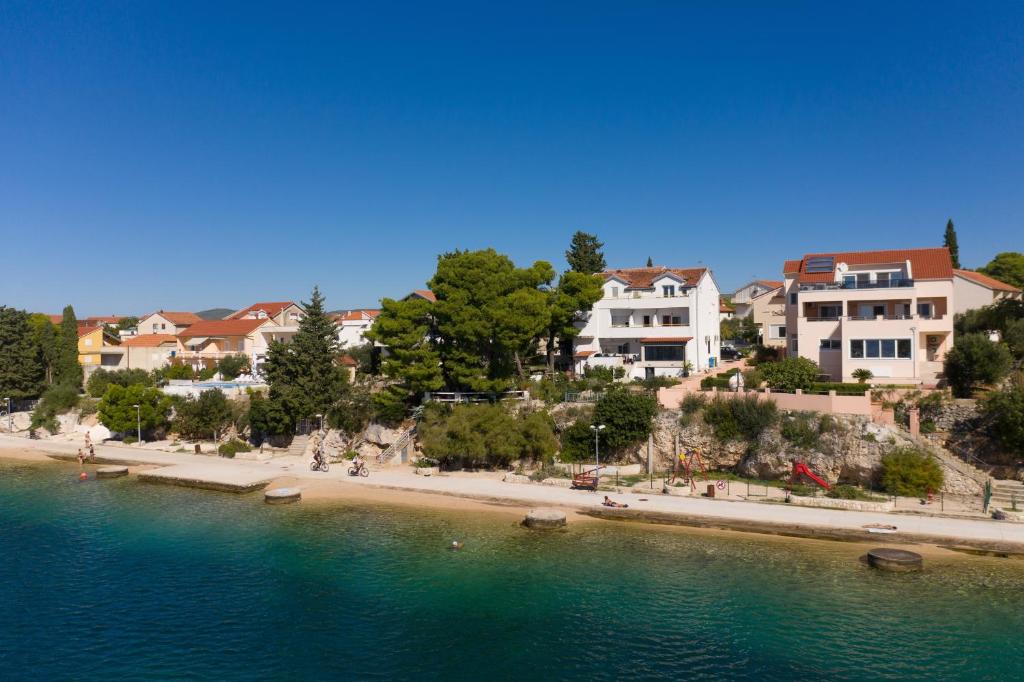 Apartments by the sea Brodarica, Sibenik - 466 photo 2