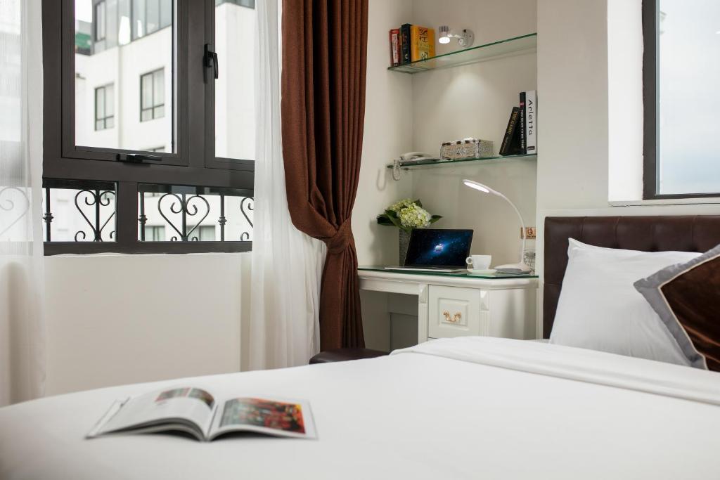 TrangTrang Premium Hotel & Sky Bar