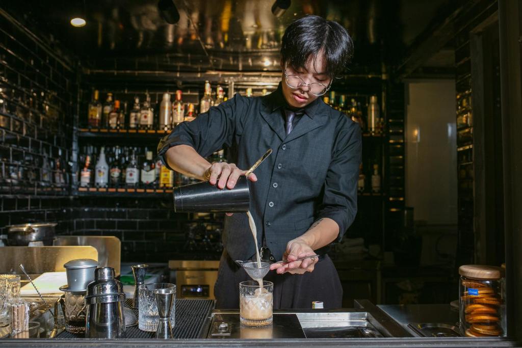 TrangTrang Premium Hotel & Sky Bar