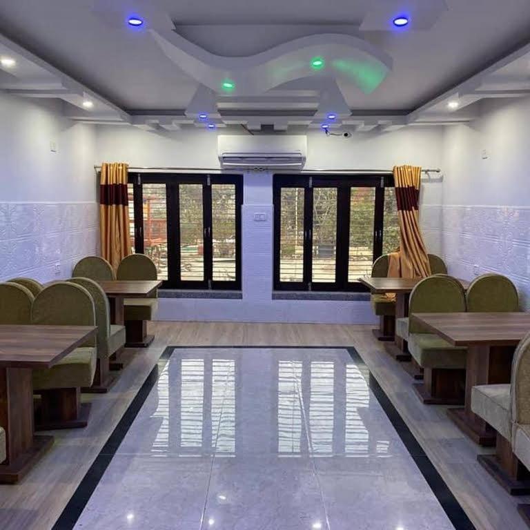 Hotel Paradise Dlx photo 1