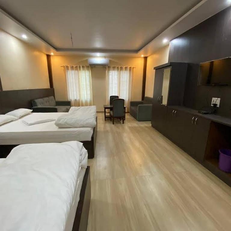 Hotel Paradise Dlx photo 3