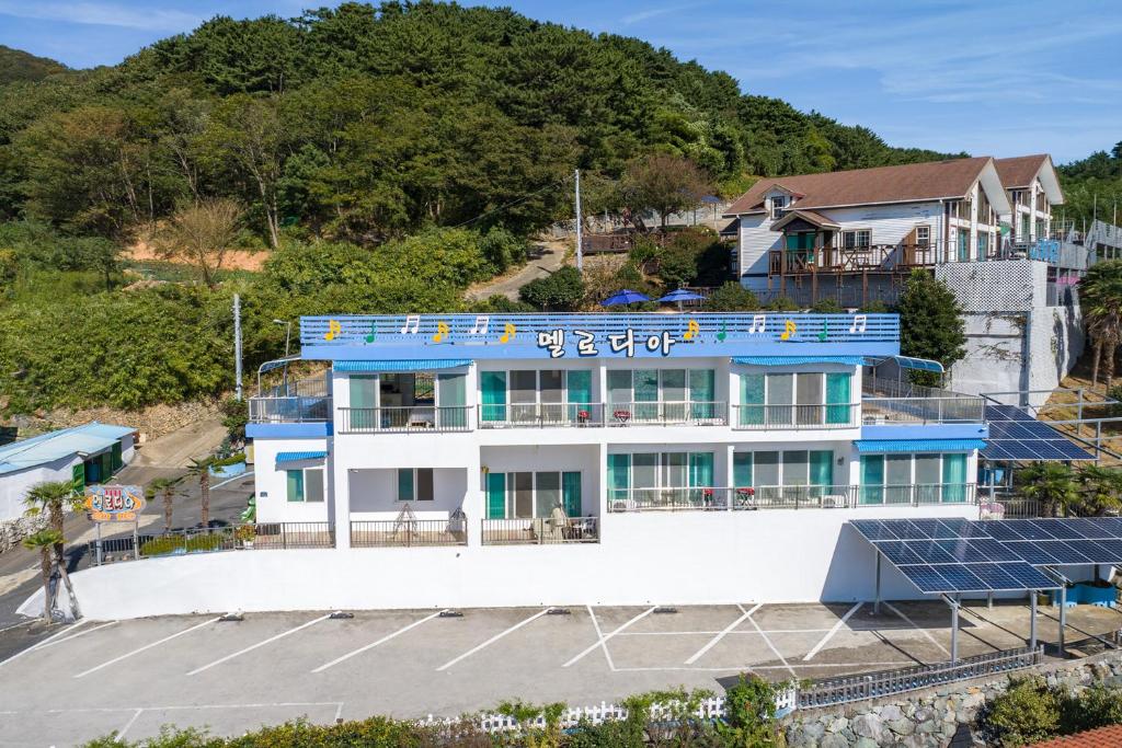 Melodia Pension photo 3