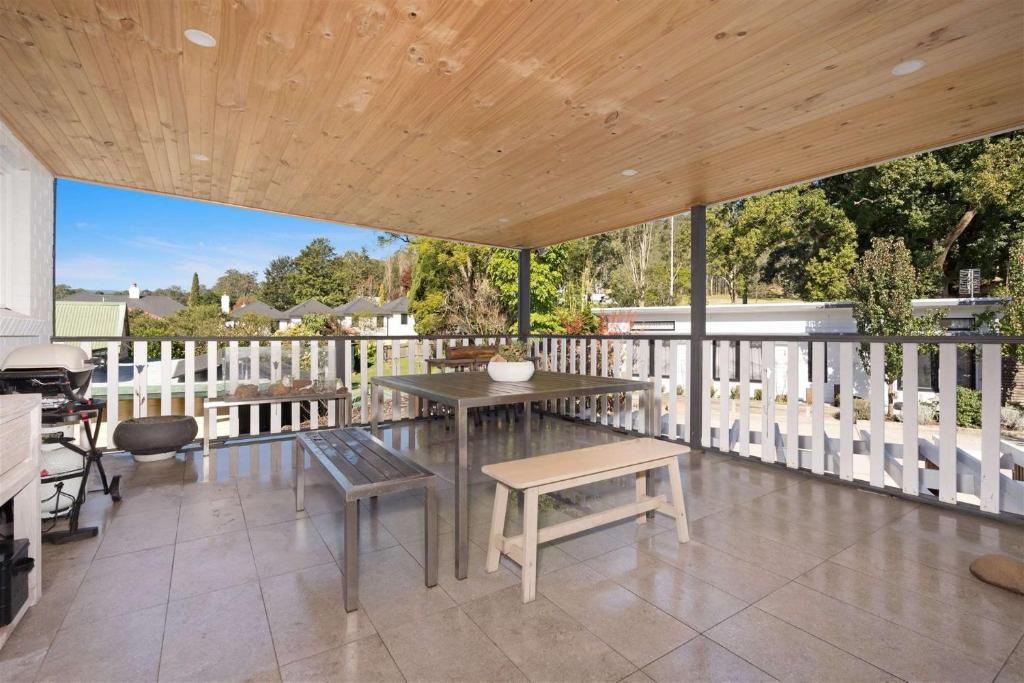 Myrtle Tree Lodge Leaves, Kangaroo Valley photo 3