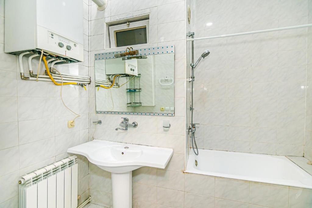 Monolit Apartment photo 3