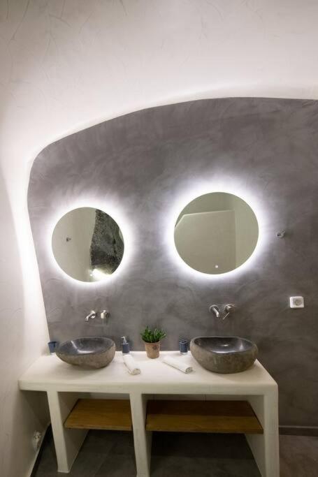 Belantza Cave House with jacuzzi photo 2