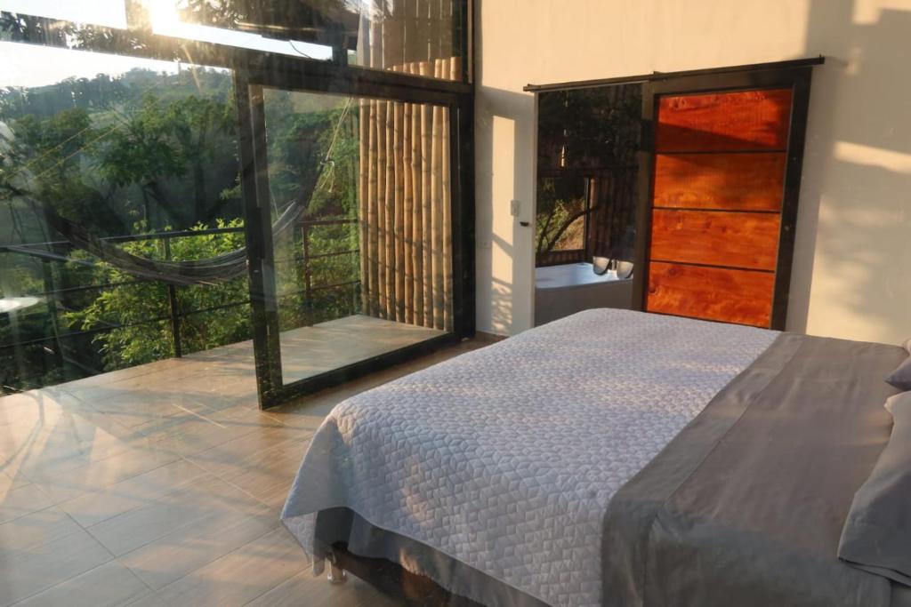 Duck House Hostel / La Vega photo 2