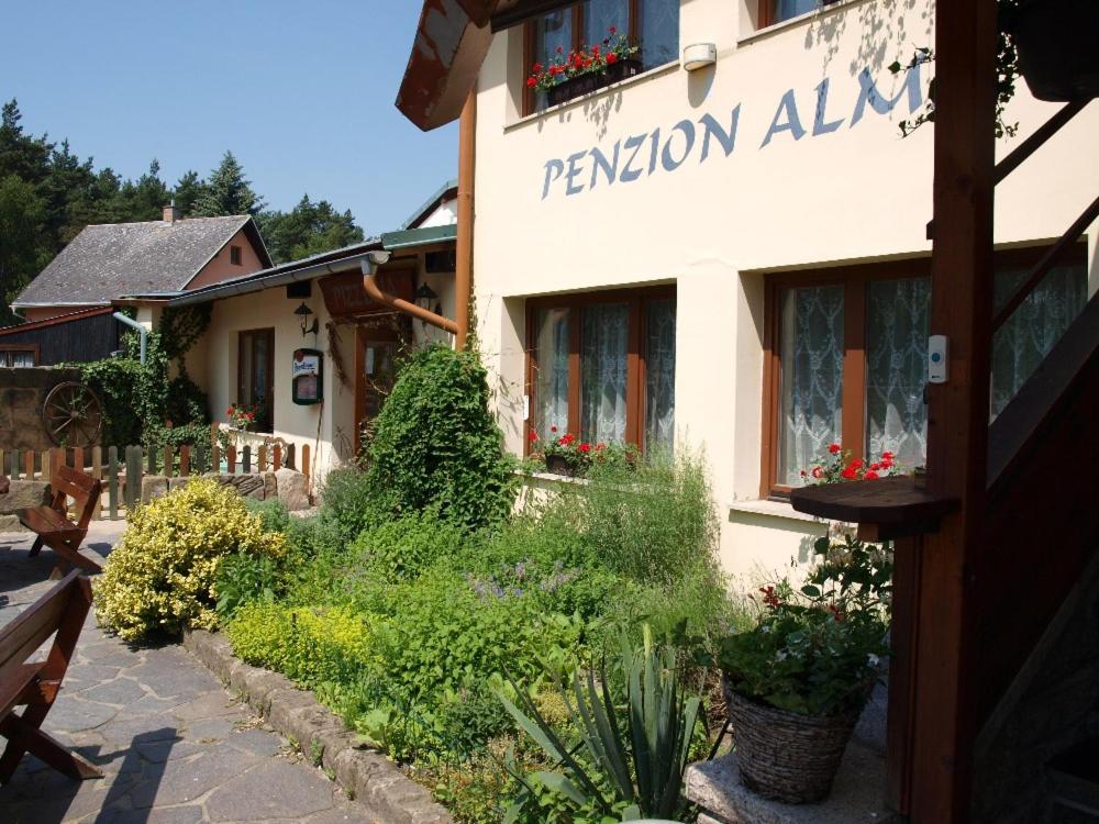 ALMI - penzion - pizzerie photo 4