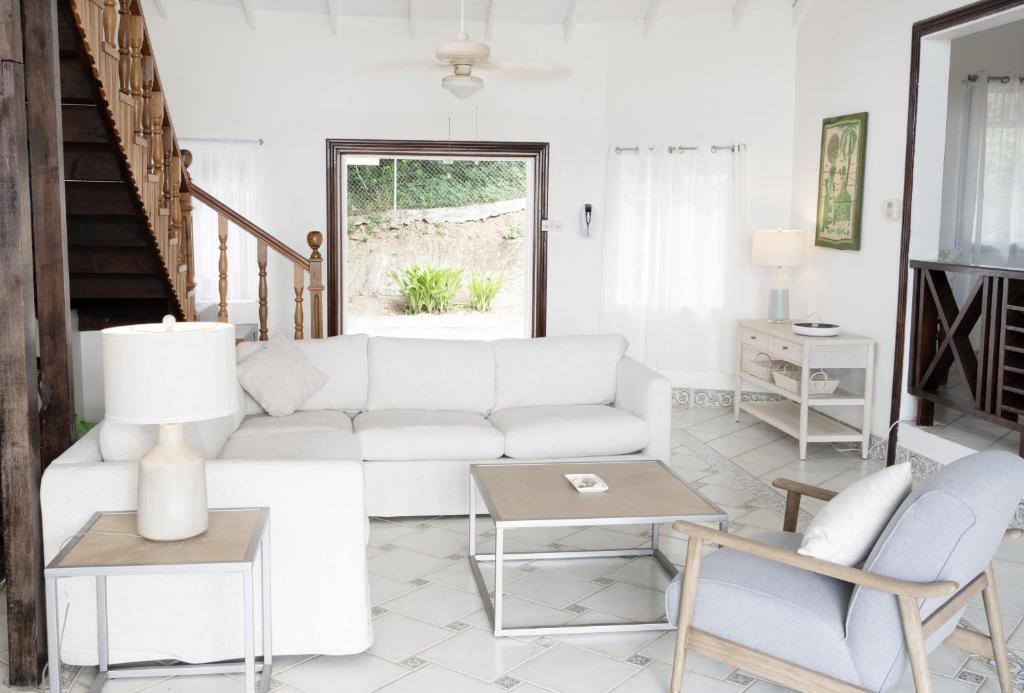 Two Bedroom Villa with Private Pool Near to Beaches - Date House villa photo 4