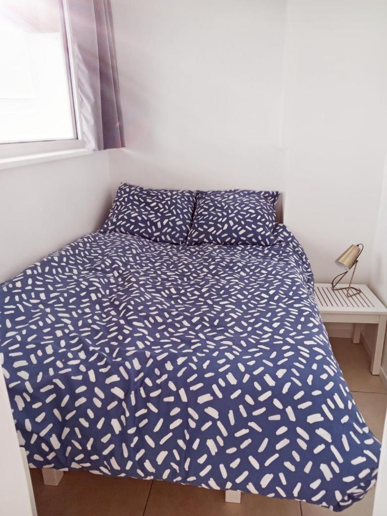 T1 neuf avec petite chambre à 150m de la plage photo 3