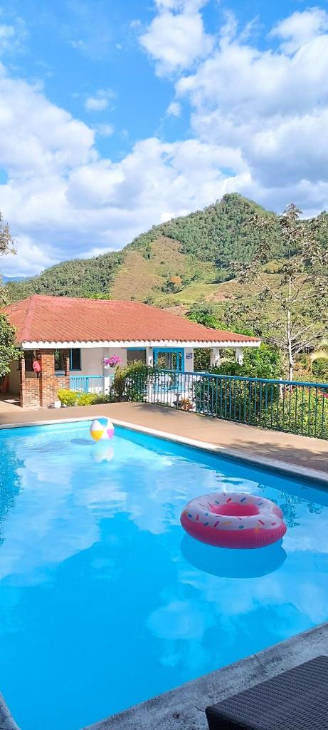 Duck House Hostel / La Vega photo 1
