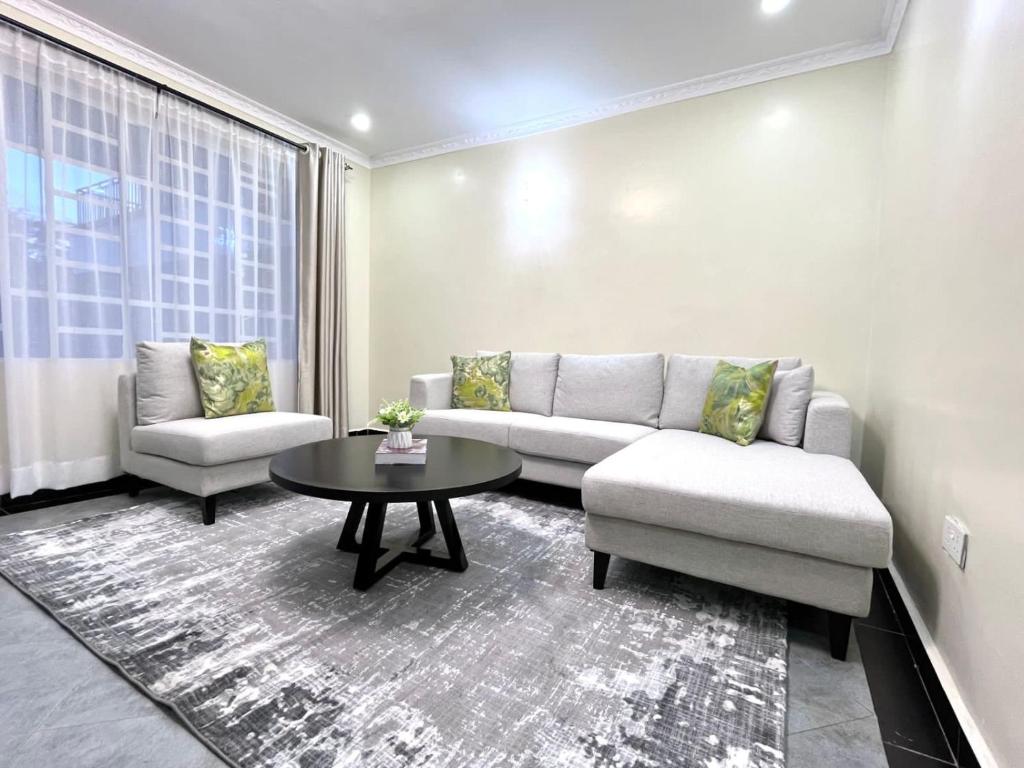 Naka Tranquil Suite with Ample Secure Parking photo 2