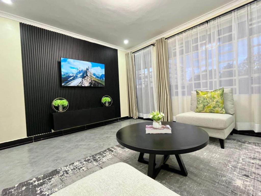 Naka Tranquil Suite with Ample Secure Parking photo 1