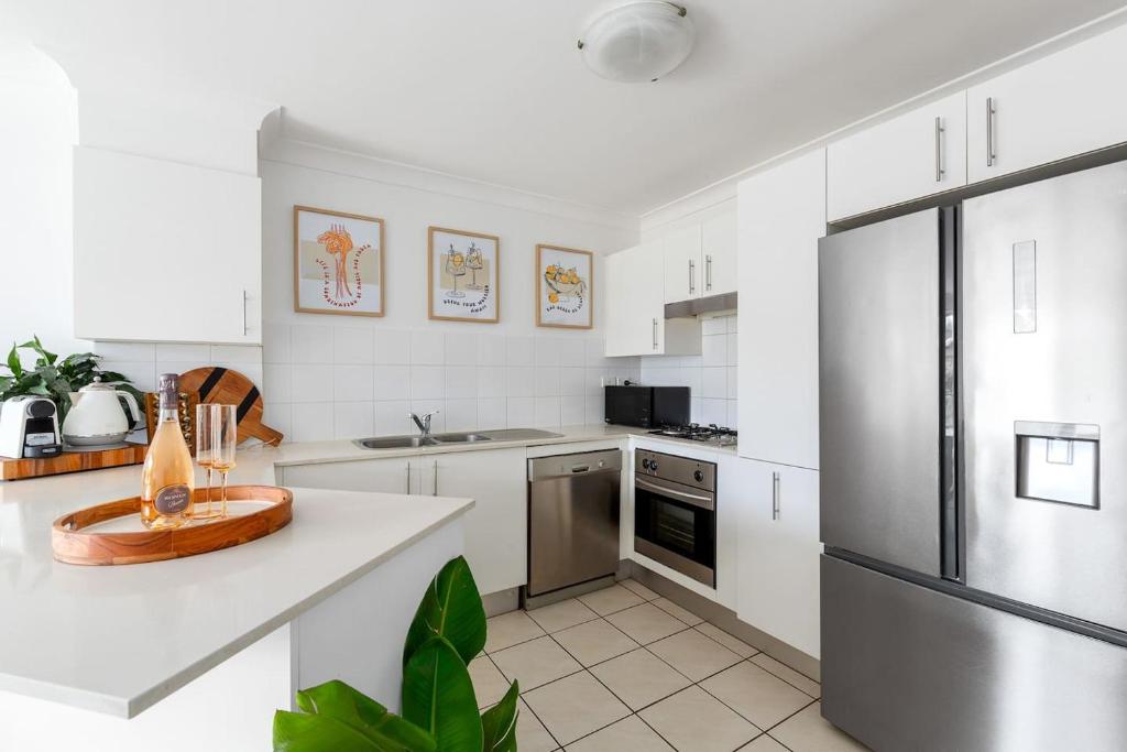 Trendy Enchantment on Sydney's Northern Beaches photo 2