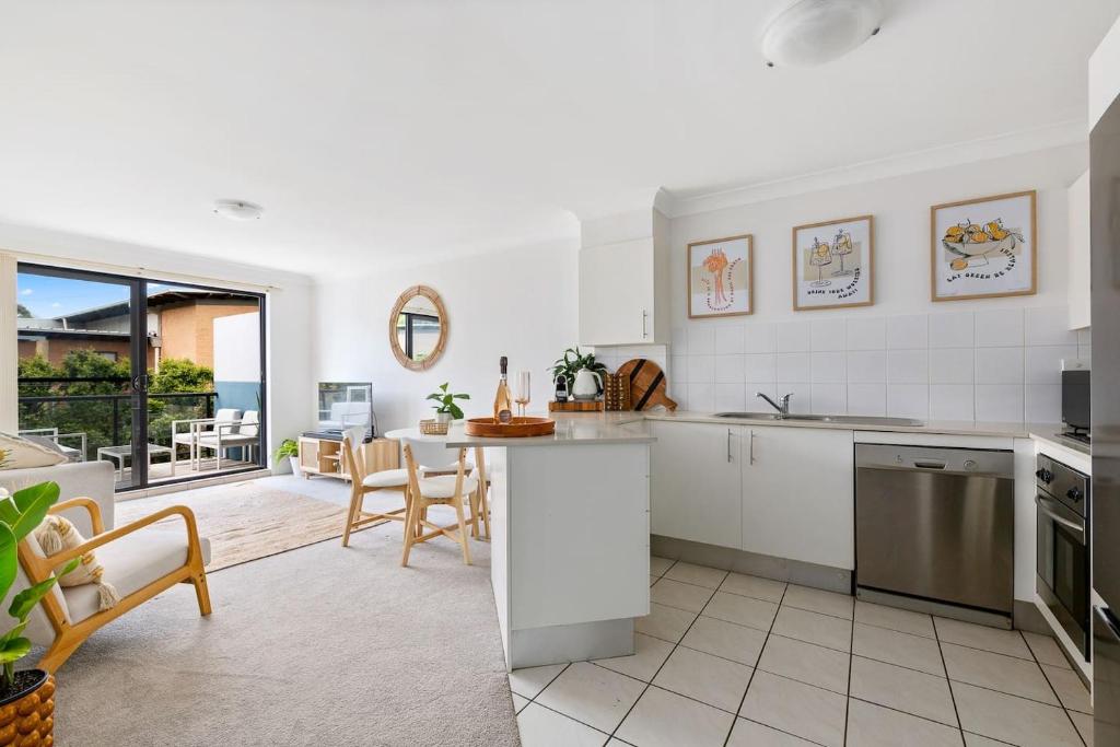 Trendy Enchantment on Sydney's Northern Beaches photo 4