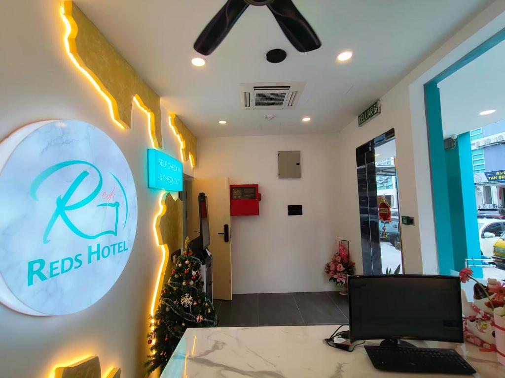 Red's Hotel photo 1
