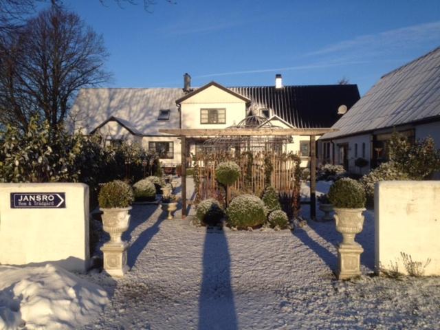 Arnhög Farm photo 3
