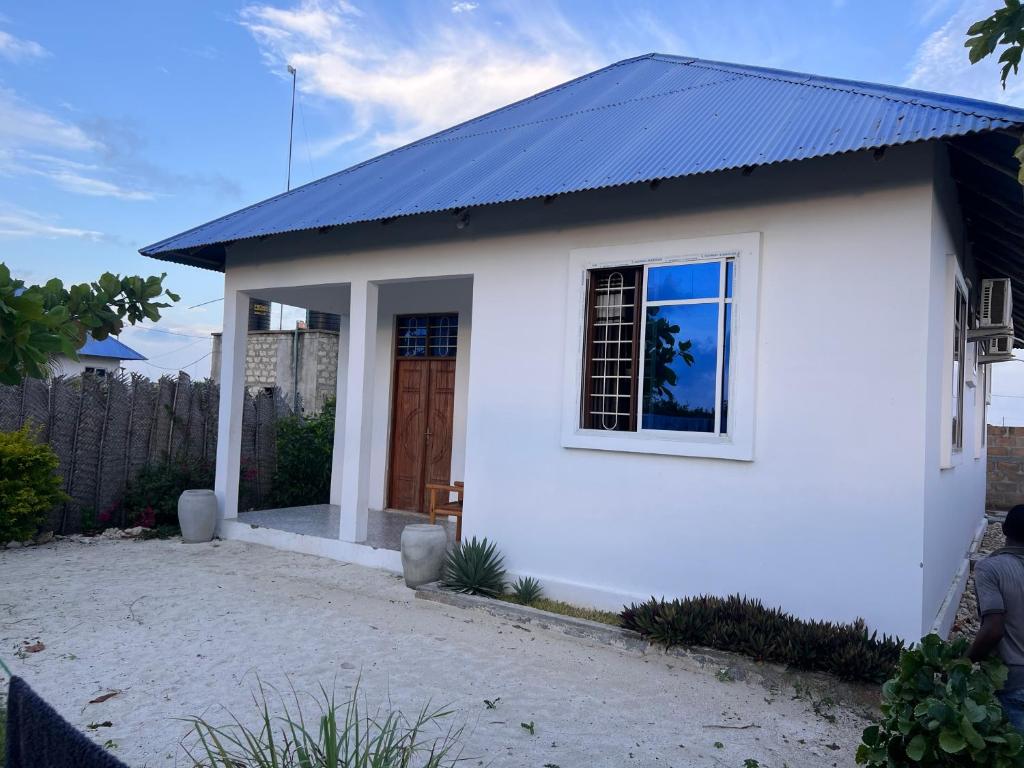 Maïsha House Makundochi Beach photo 2