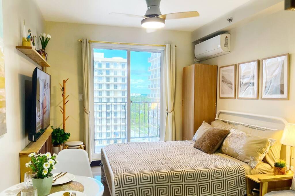 Furnished Vacation Condo in Lapu-Lapu City, Cebu photo 1