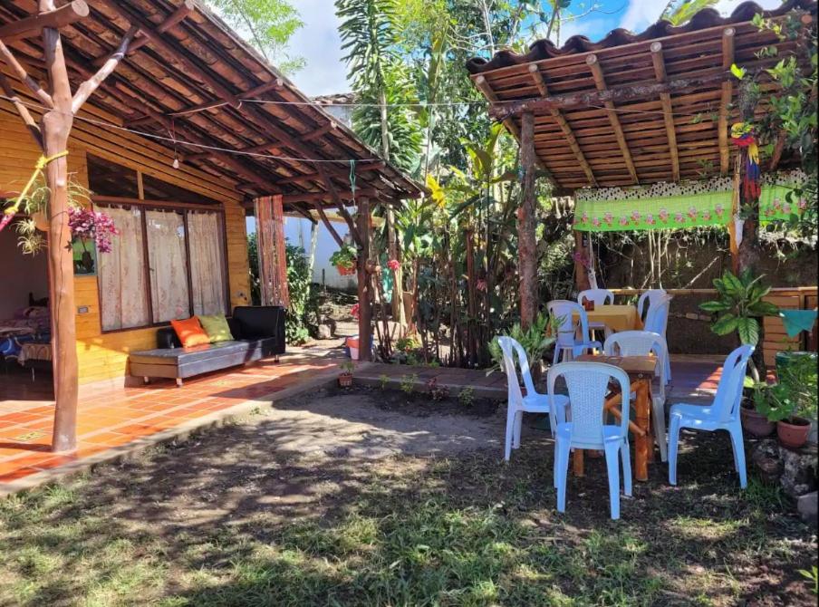 Finca y piscina La Blanquita en Ancuya Nariño Colombia photo 1