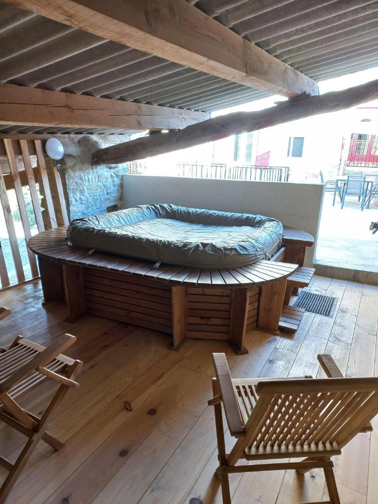 MAS CEVENOL avec SPA sans vis-à-vis VUE IMPRENABLE ENSOLEILLE CAMPAGNE