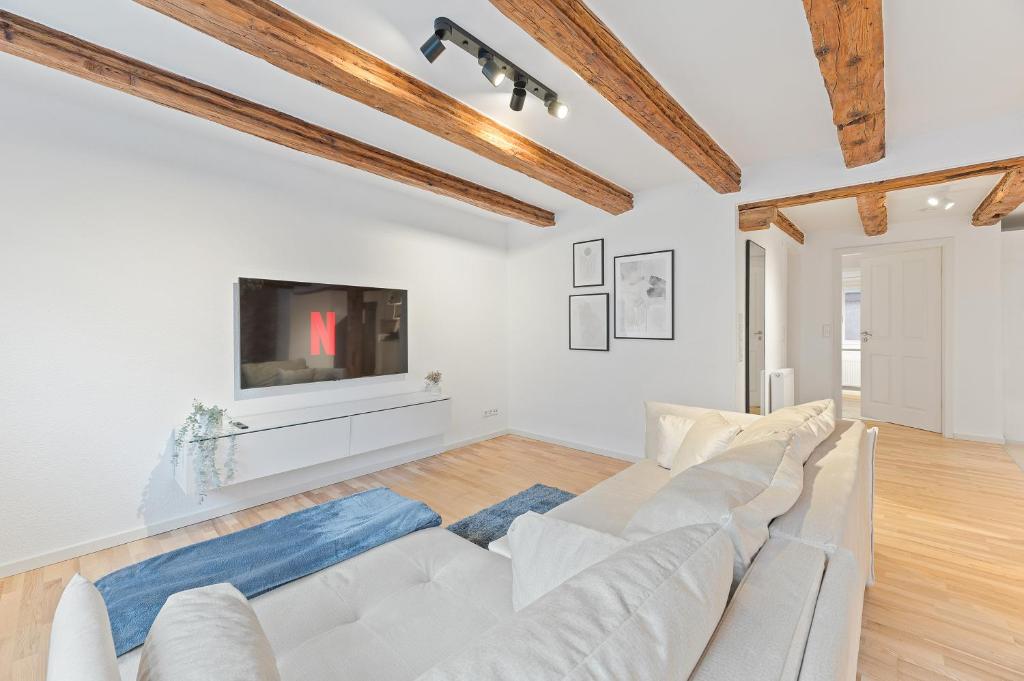 Moderne Altbauwohnung im Zentrum Ludwigsburg - Kingsize Bett - Netflix photo 2
