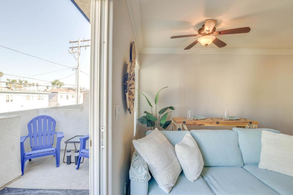 Sunny Imperial Beach Condo - Walk to Ocean! photo 4